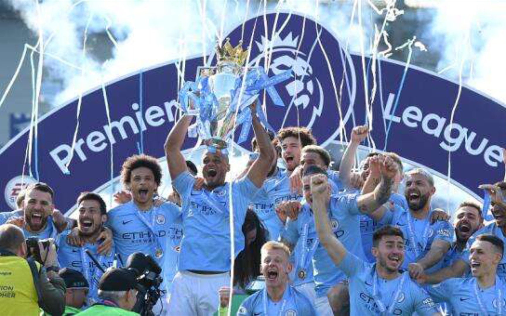 迷緊繃的神 迷緊繃的神